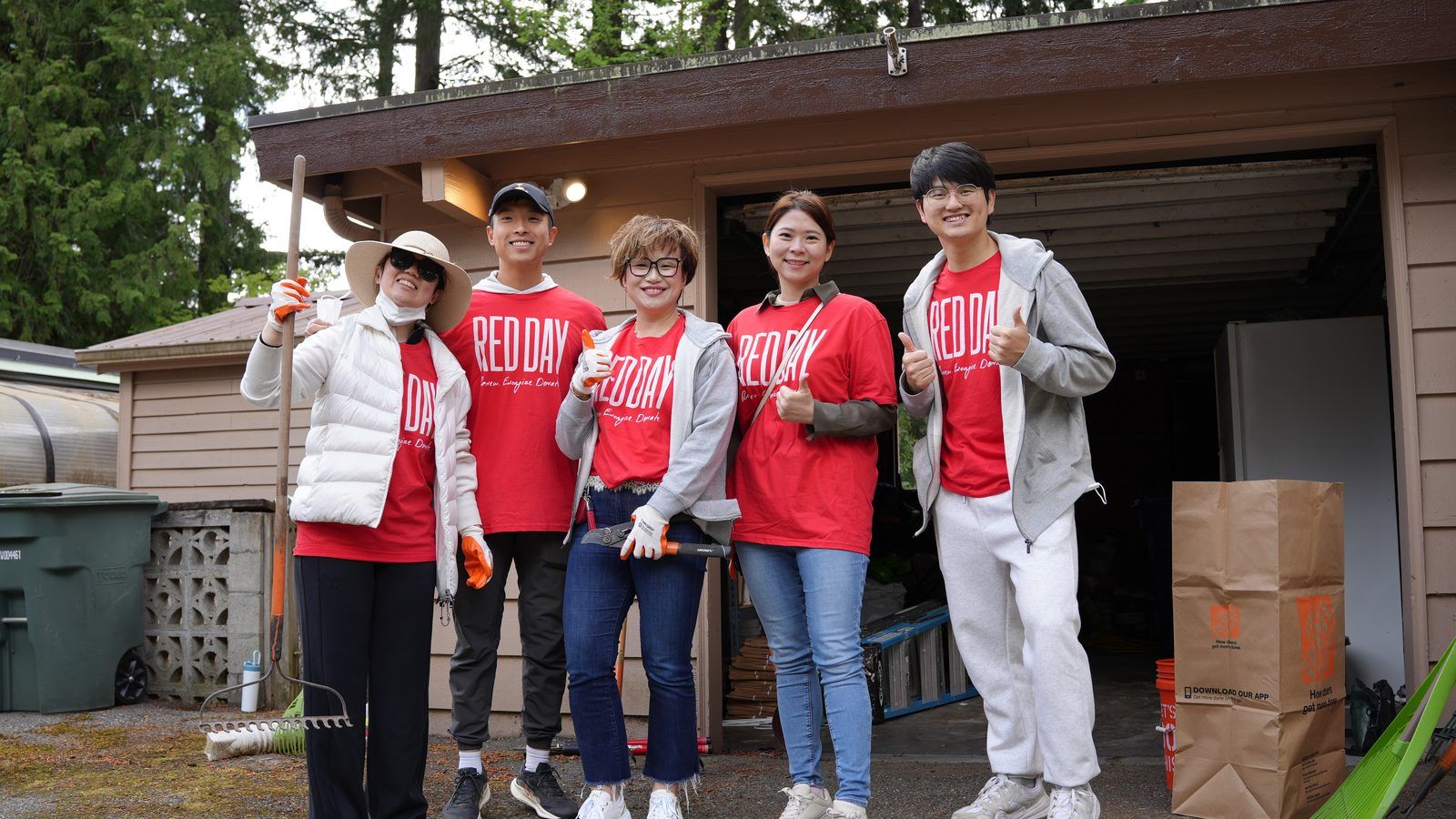Maggie Sun Real Estate agents volunteering together on RED Day in the Seattle area